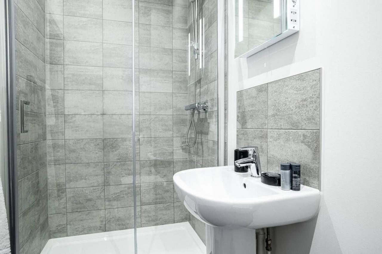 Bayard Apartments 2 Bedroom City Centre Apartment Peterborough Kültér fotó